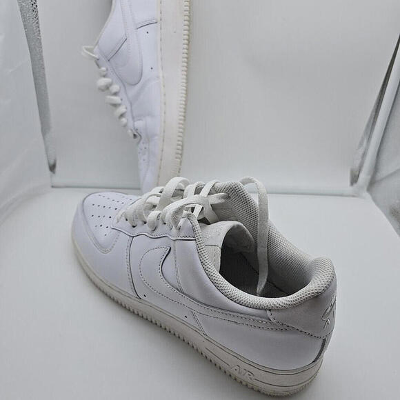 Nike Air Force 1 Low \'07 Triple‎ White CW2288-111 Mens Size 10.5 main image 7